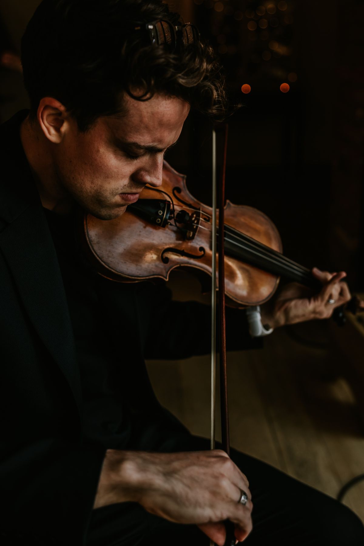 Joel Grainger (Live Looping Violinist)-Image-11