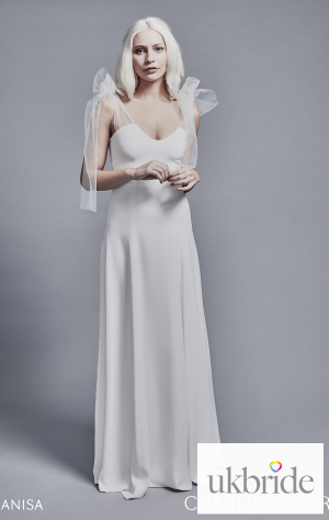 2020-Charlie-Brear-Wedding-Dress-Anisa-3000.50(2).jpg