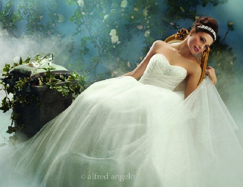 Alfred Angelo Wedding Dresses | UKbride