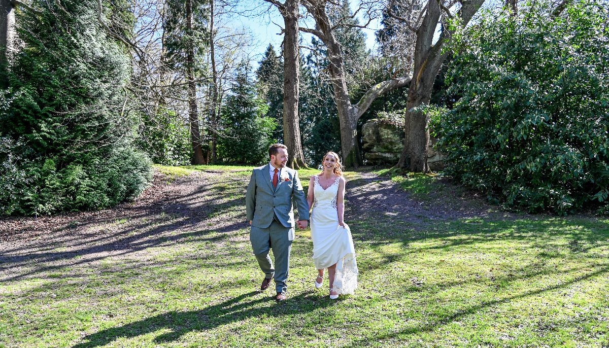 Natural Pose Photography-Image-1