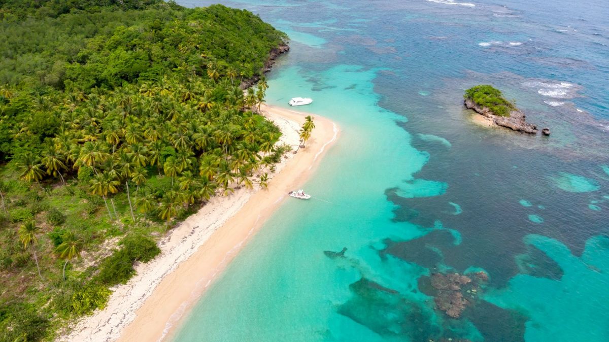 Travel Chaps -Image-1